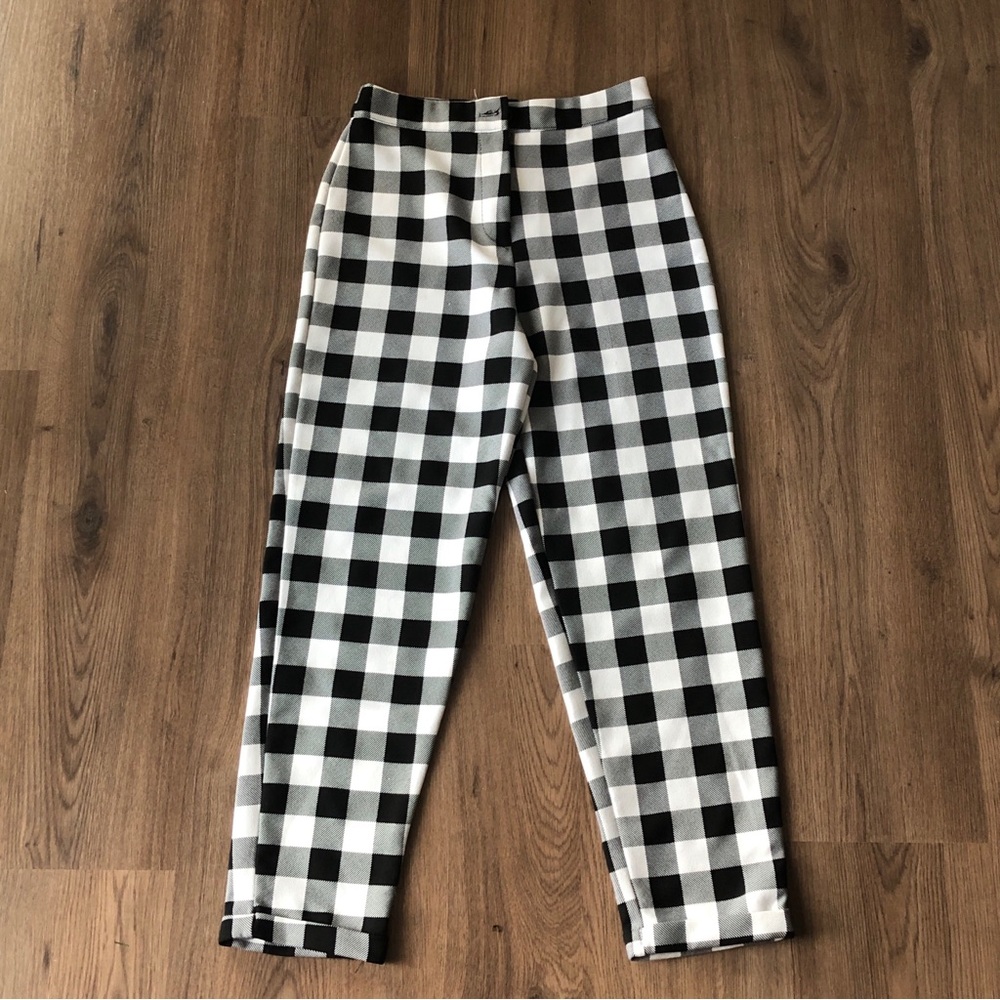 Nasty Gal Black and White Checkered Cropped Pants